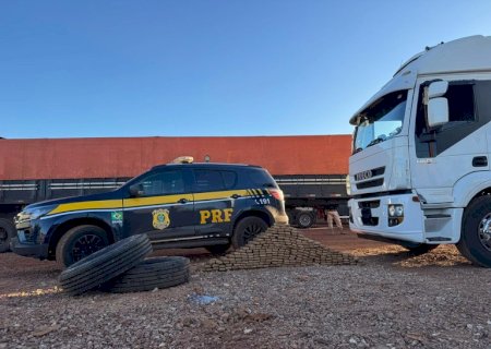 Com apoio aéreo, PRF apreende 231 quilos de maconha, celulares e pneus em Dourados