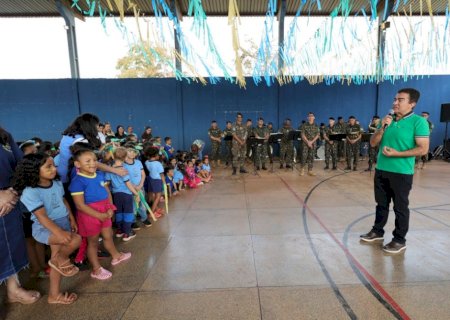 Marçal Filho destaca civismo e formação cidadã em Hora Cívica