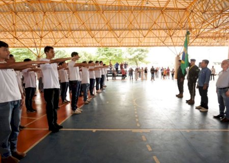 Junta de Serviço Militar e 4ª Brigada entregam certificados para reservistas de Dourados