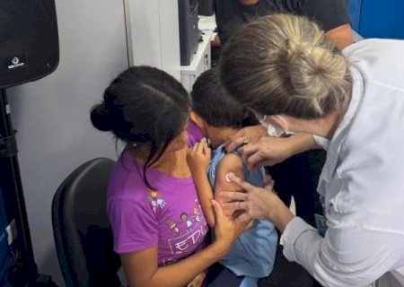 MS multivacinação para atualização da caderneta de crianças e adolescentes