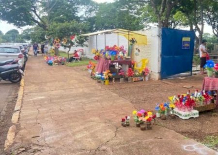 Ainda dá tempo: Ambulantes podem se inscrever para trabalhar no Dia de Finados