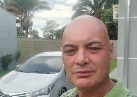 Motociclista de 57 anos morre em hospital após ser atorpelado por carro