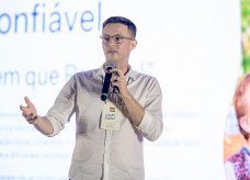 Lucas Foroni é destaque no Compol Brasil com palestra sobre gestão pública de sucesso
