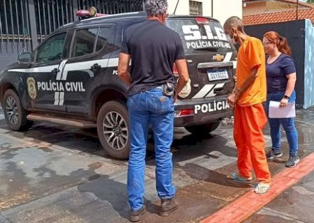Polícia cumpre mandado contra acusado de espancar casais de idosos em Dourados