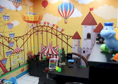 Polícia investiga estupro de criança de 4 anos com microcefalia