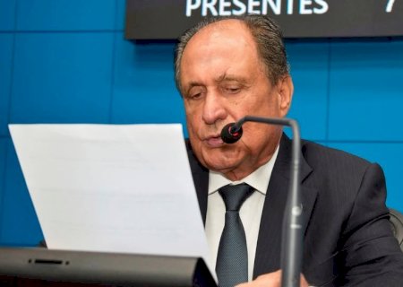 Zé Teixeira solicita recursos para hospitais de Dourados e Maracaju