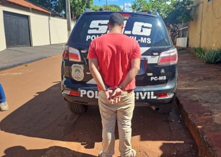 Homem é preso pelo SIG após tentar matar jovem com facada em Dourados
