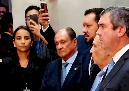 Zé Teixeira abre ano legislativo e renova compromisso com municipalismo