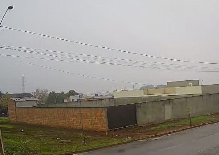 Dia com temperaturas elevadas e previsão de chuva isolada em Dourados