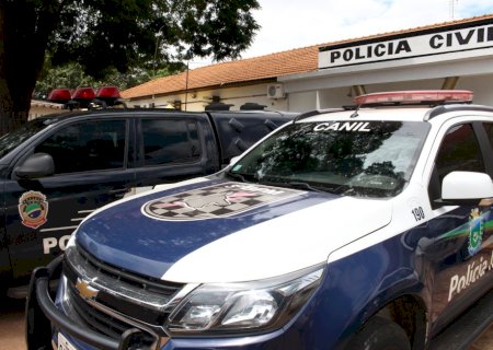 Homem é executado a tiros na varanda de comércio
