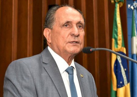 Zé Teixeira defende extensão do auxílio-saúde a servidores da Polícia Civil