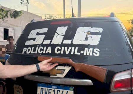 Mulher foi atingida no peito de forma acidental enquanto auxiliava o marido