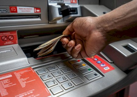 Servidores da Prefeitura de Dourados acordaram com salário de março na conta