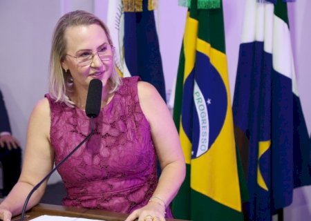 Liandra homenageia “Mulheres que Inspiram” em noite de reconhecimento e emoção na Câmara de Dourados