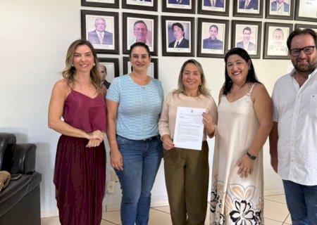 Em Jardim, Lia Nogueira reforça parceria com o município e amplia apoio a famílias atípicas