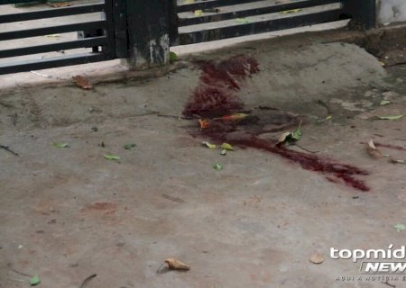 Mulher fica com ciúmes e tenta matar marido a facadas no Jardim Anache