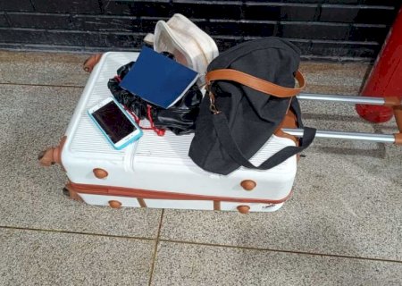 Jovem de Curitiba é presa com 5,3 kg de skunk em Dourados