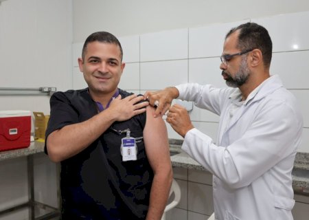 Prefeitura inicia vacinação contra a Chikungunya e reforça ações para conter epidemia