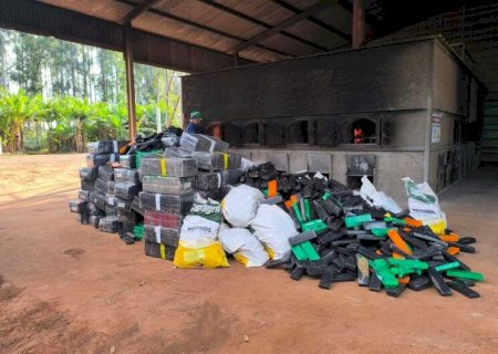 Mais de 4 toneladas de drogas apreendidas na região de fronteira são incineradas