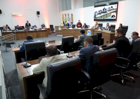 Câmara aprova novas regras para concessão do sistema de estacionamento rotativo em Dourados