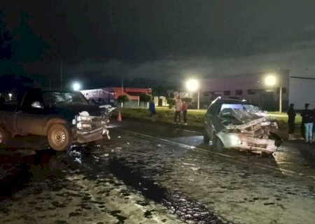 Homem morre em colisão entre veículos na BR-463 em Dourados