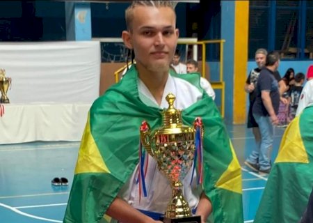 Douradense de 18 anos é convocado para a Seleção Brasileira e representará o Brasil no Pan-Americano de Kickboxing no Chile