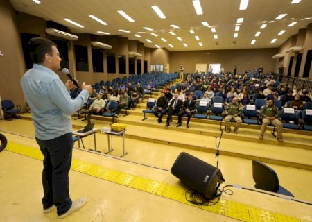 Prefeitura leva prevenção aos estudantes na condução de veículos autopropelidos