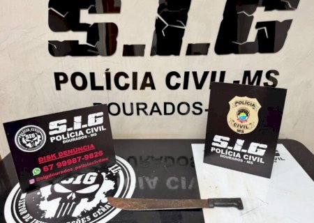 Adolescente é detido e confessa ter esfaqueado homem em conveniência