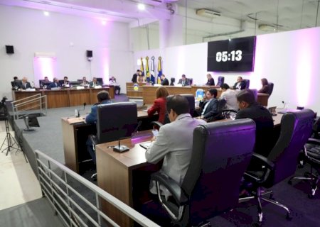 Câmara de Dourados aprova delegação de competências do prefeito e inicia análise de regra previdenciária