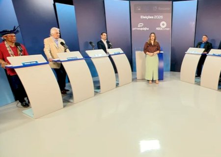 Riedel foge do primeiro debate da campanha e vira alvo de crítica dos adversários