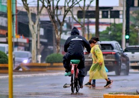 Dourados entra em alerta de tempestade por três dias e depois encara calorão de quase 40ºC