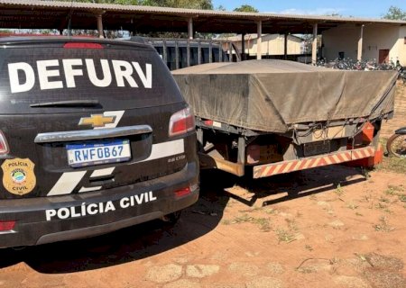 Caminhão furtado é recuperado em menos de 24 horas após crime