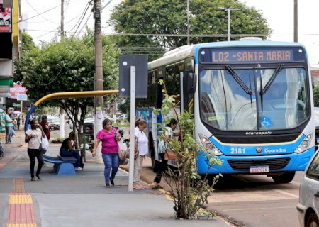 Prefeitura libera transporte coletivo no dia das eleições e altera aulas na rede municipal