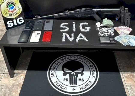 Adolescentes são apreendidos com quase 400 porções de pasta base de cocaína e arma
